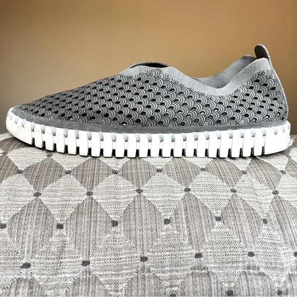 Ilse Jacobsen Gray Tulip Scalloped Slip On Shoes White Sole EU 40 US 9.5 - 10 - Picture 1 of 12
